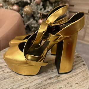 Zara Gold Platform Heels size 38 us 7